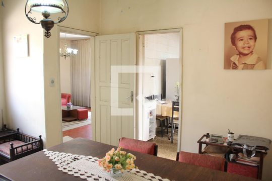 Copa de casa à venda com 3 quartos, 120m² em Bairro da Glória, Contagem