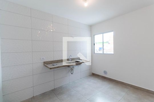 Cozinha de apartamento para alugar com 1 quarto, 45m² em Jardim Nordeste, São Paulo