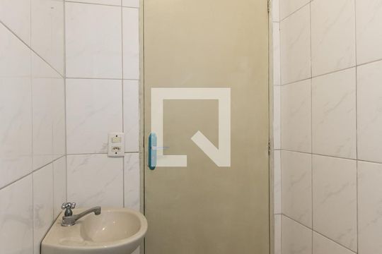 Banheiro de casa para alugar com 1 quarto, 50m² em Cidade São Miguel, São Paulo