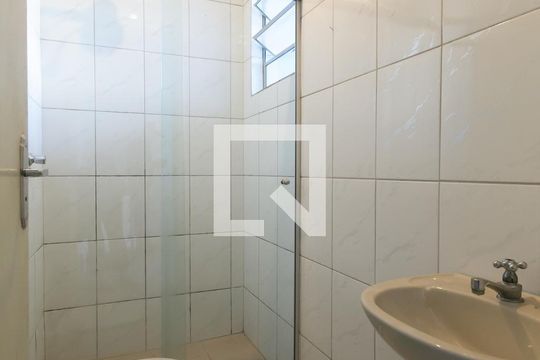 Banheiro de casa para alugar com 1 quarto, 50m² em Cidade São Miguel, São Paulo