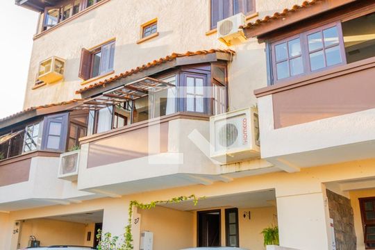 Fachada de casa de condomínio para alugar com 3 quartos, 260m² em Sétimo Céu, Porto Alegre