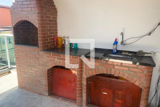 Terraço de casa para alugar com 2 quartos, 80m² em Vila Guanabara, Duque de Caxias