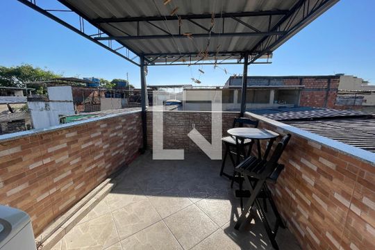 Terraço de casa para alugar com 2 quartos, 80m² em Vila Guanabara, Duque de Caxias