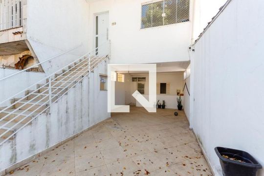 Garagem de casa à venda com 3 quartos, 600m² em Vila Ede, São Paulo