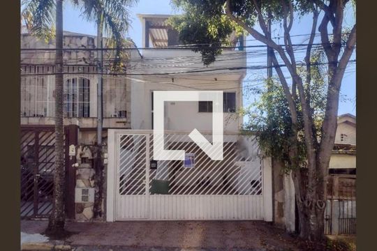 Fachada com plaquinha de casa à venda com 3 quartos, 600m² em Vila Ede, São Paulo