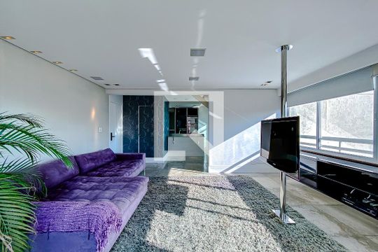 Sala de TV de apartamento à venda com 2 quartos, 132m² em Jardim Analia Franco, São Paulo
