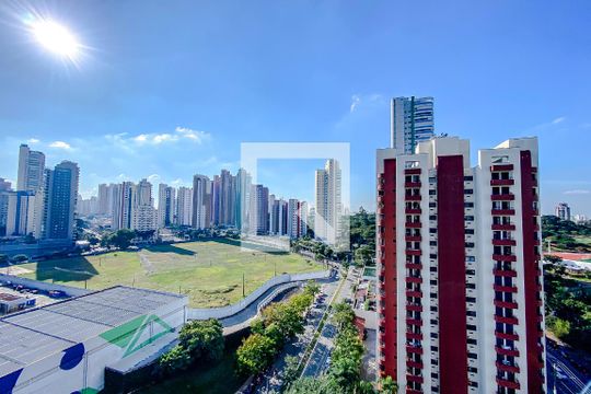 Vista Varanda de apartamento à venda com 2 quartos, 132m² em Jardim Analia Franco, São Paulo