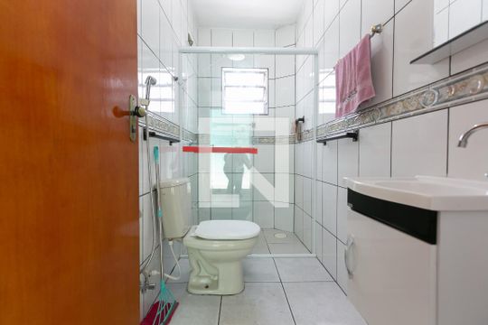 Banheiro 2 de casa para alugar com 4 quartos, 490m² em Vila Barbosa, São Paulo