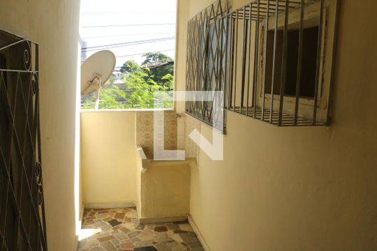 Área de Serviço de apartamento para alugar com 2 quartos, 50m² em Centro, Nova Iguaçu