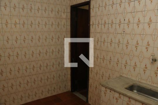 Cozinha de apartamento para alugar com 2 quartos, 50m² em Centro, Nova Iguaçu