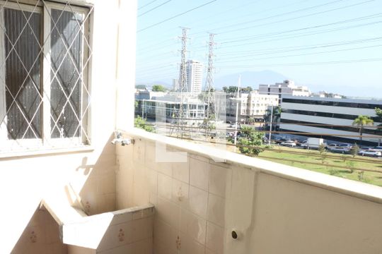 Área de Serviço de apartamento para alugar com 2 quartos, 50m² em Centro, Nova Iguaçu