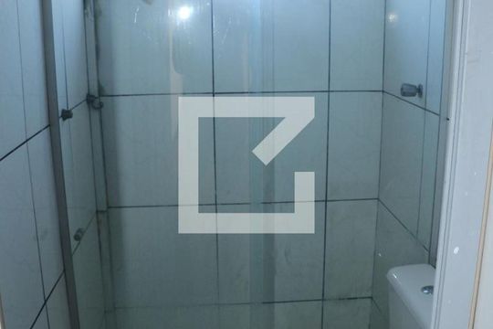 Banheiro de apartamento para alugar com 2 quartos, 60m² em Centro, Nova Iguaçu