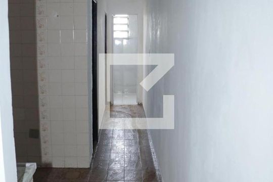 Corredor de apartamento para alugar com 1 quarto, 30m² em Centro, Nova Iguaçu