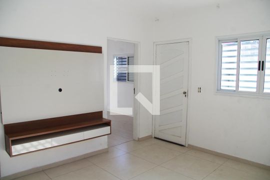 Casa para alugar com 2 quartos, 80m² em Parque Jurema, Guarulhos
