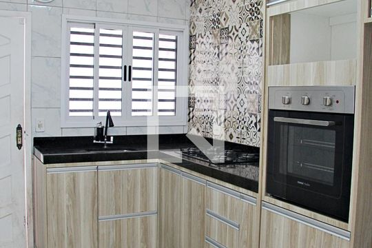 Cozinha de casa para alugar com 2 quartos, 80m² em Parque Jurema, Guarulhos