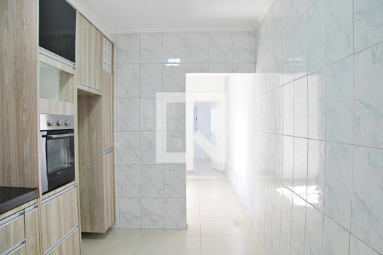 Cozinha de casa para alugar com 2 quartos, 80m² em Parque Jurema, Guarulhos
