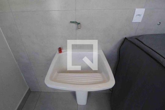 Área de Serviço de kitnet/studio para alugar com 1 quarto, 30m² em Jardim Santa Rosália, Sorocaba