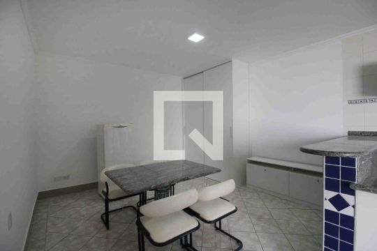 Sala de kitnet/studio para alugar com 1 quarto, 30m² em Jardim Santa Rosália, Sorocaba