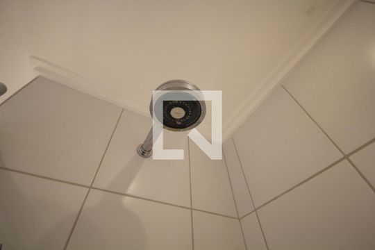 Banheiro de kitnet/studio à venda com 1 quarto, 40m² em Vila Mariana, São Paulo