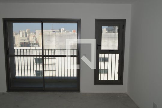 Quarto de kitnet/studio à venda com 1 quarto, 25m² em Liberdade, São Paulo