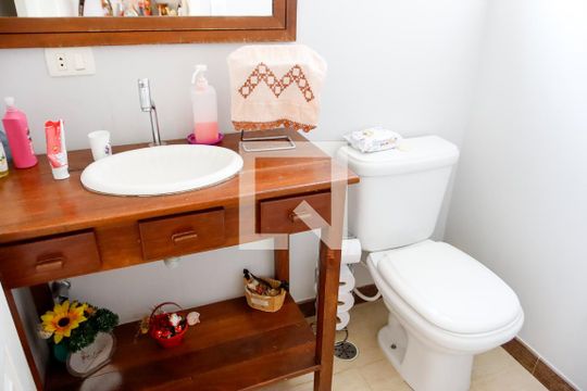 Lavabo de casa à venda com 3 quartos, 166m² em Vila Osasco, Osasco