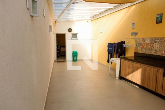 Área comum de casa à venda com 3 quartos, 166m² em Vila Osasco, Osasco