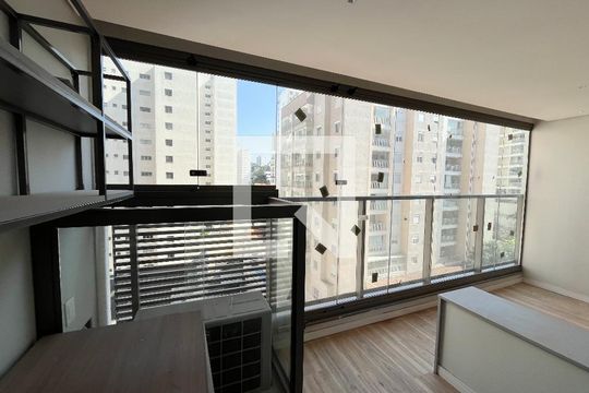 Varanda  de apartamento para alugar com 1 quarto, 37m² em Vila Monte Alegre, São Paulo