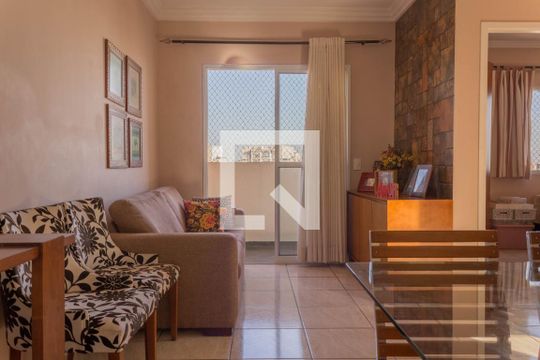 Sala de apartamento à venda com 2 quartos, 60m² em Baeta Neves, São Bernardo do Campo