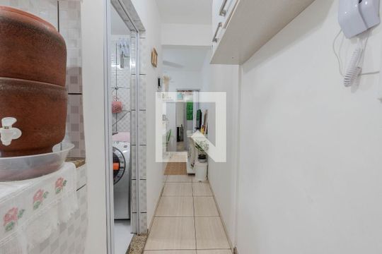 Corredor de kitnet/studio à venda com 1 quarto, 30m² em Bela Vista, São Paulo