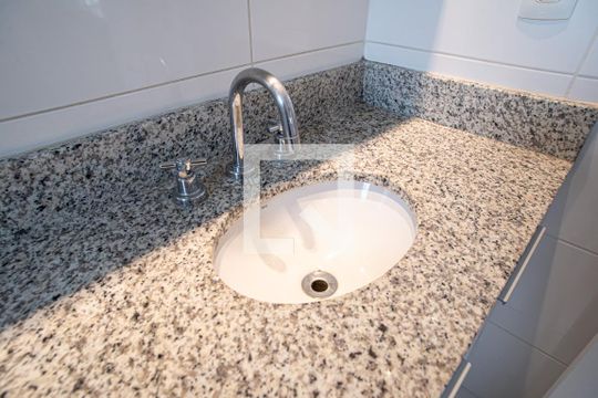 Banheiro de kitnet/studio à venda com 1 quarto, 40m² em Consolação, São Paulo