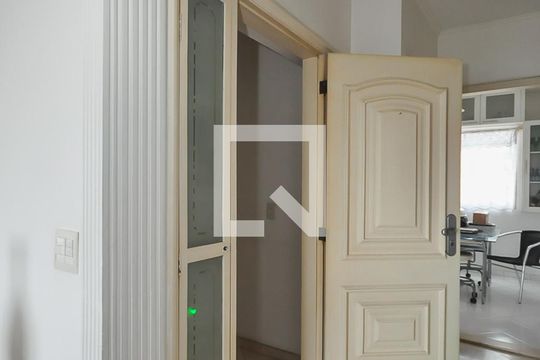 Hall de Entrada de apartamento à venda com 3 quartos, 180m² em Fazenda Morumbi, São Paulo