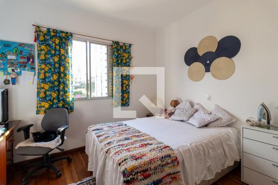 Suíte 1 de casa à venda com 3 quartos, 222m² em Vila Ester (zona Norte), São Paulo