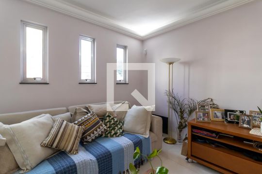 Sala de Estar de casa à venda com 3 quartos, 222m² em Vila Ester (zona Norte), São Paulo