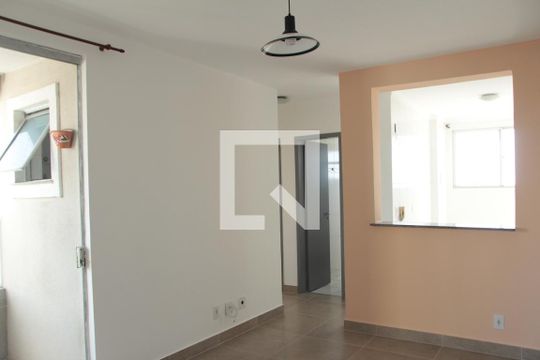 Sala de apartamento para alugar com 2 quartos, 80m² em Castelo, Belo Horizonte