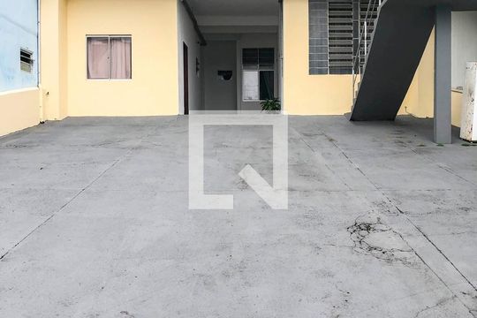 Fachada de kitnet/studio para alugar com 1 quarto, 29m² em Trindade, Florianópolis