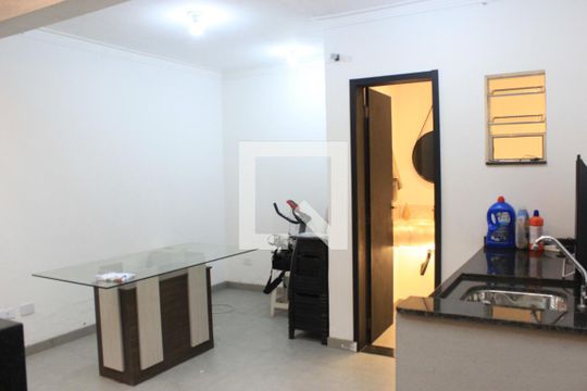 Lavanderia de casa à venda com 3 quartos, 200m² em Vila Maranduba, Guarulhos