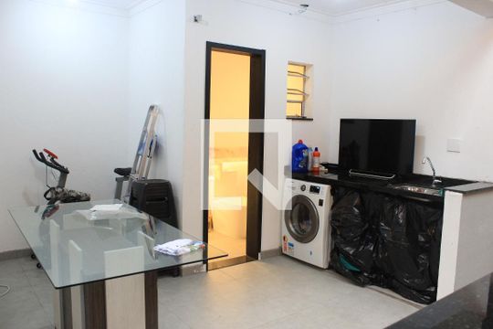 Lavanderia de casa à venda com 3 quartos, 200m² em Vila Maranduba, Guarulhos