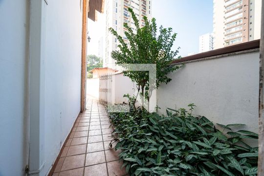 Corredor de casa à venda com 3 quartos, 140m² em Vila Mascote, São Paulo