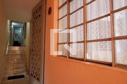 Casa 3 - Entrada de casa à venda com 5 quartos, 193m² em Parque São Domingos, São Paulo