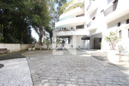 Área Externa de apartamento à venda com 4 quartos, 355m² em Morumbi, São Paulo
