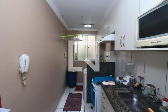 Cozinha de apartamento à venda com 2 quartos, 50m² em Penha de França, São Paulo