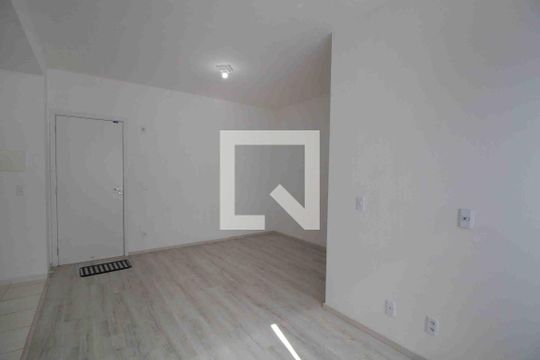 Quarto de kitnet/studio para alugar com 1 quarto, 26m² em Jardim Betânia, Sorocaba
