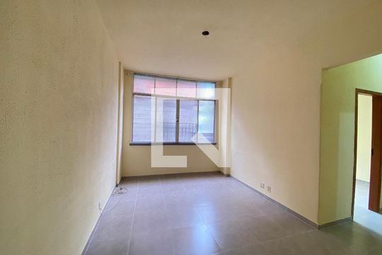 Sala de apartamento à venda com 2 quartos, 66m² em Piedade, Rio de Janeiro