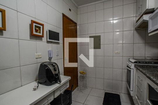 Cozinha e Área de Serviço de apartamento à venda com 2 quartos, 75m² em Vila Homero Thon, Santo André
