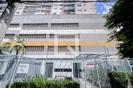 Fachada de apartamento para alugar com 2 quartos, 57m² em Brás, São Paulo