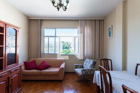 Sala de apartamento para alugar com 2 quartos, 95m² em Tijuca, Rio de Janeiro
