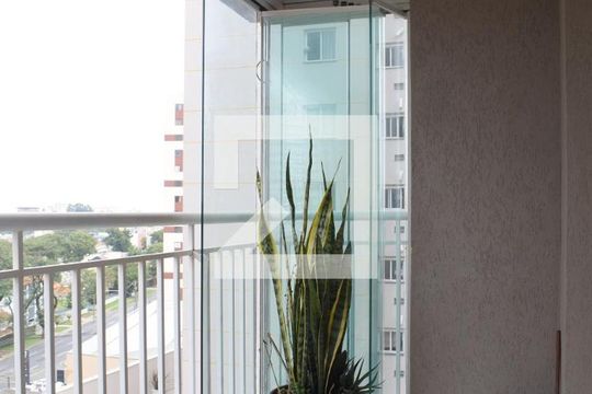 Varanda de apartamento à venda com 2 quartos, 72m² em Capão Raso, Curitiba