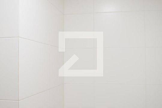 Banheiro 2 de apartamento à venda com 2 quartos, 72m² em Capão Raso, Curitiba