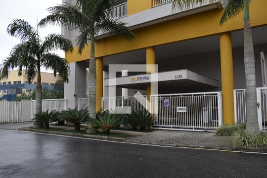 Fachada do condomínio de apartamento à venda com 2 quartos, 72m² em Capão Raso, Curitiba
