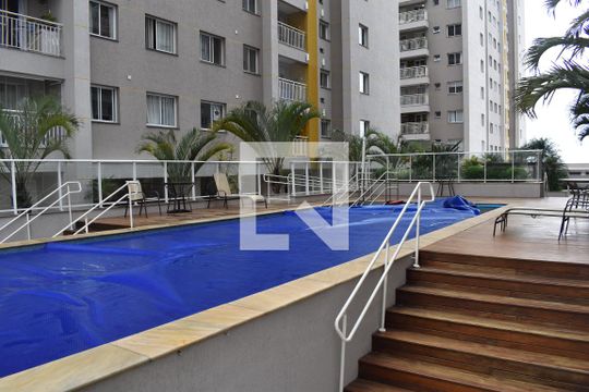 Área comum - Piscina de apartamento à venda com 2 quartos, 72m² em Capão Raso, Curitiba